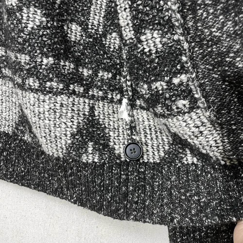 Banana Republic cozy statement